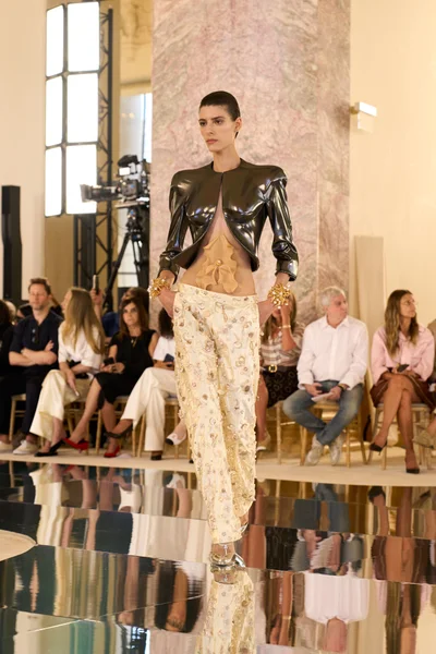 Look 6
